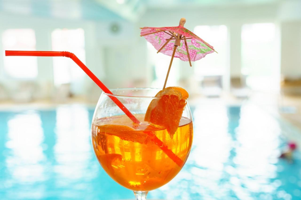 Caprioara Spa&Wellness Resort Ковасна Экстерьер фото